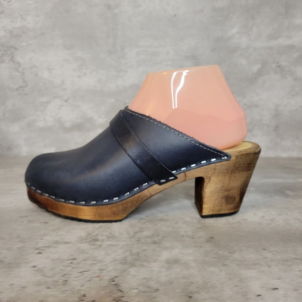 Lottas Clogs Womens 39 US 8.5 Navy Blue Leather Swedish Stockholm Slip On Shoe